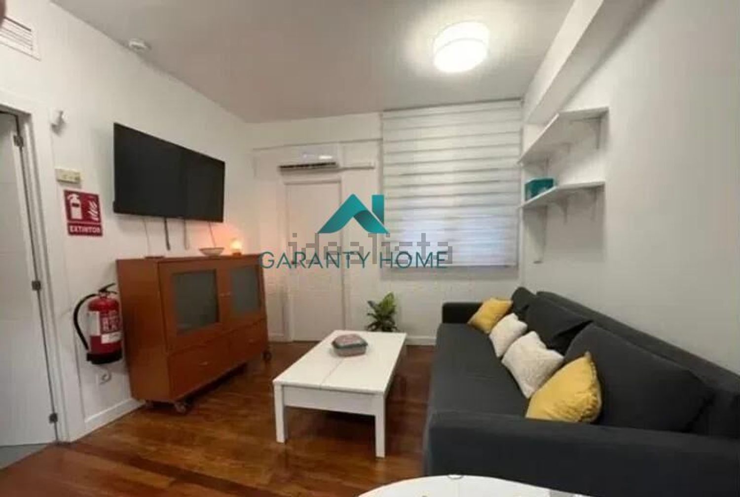 Refurbished Central Madrid Apartment