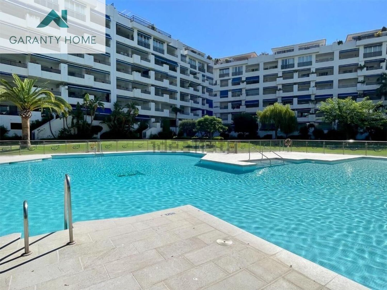 Luxury Apartment Near Puerto Banús
