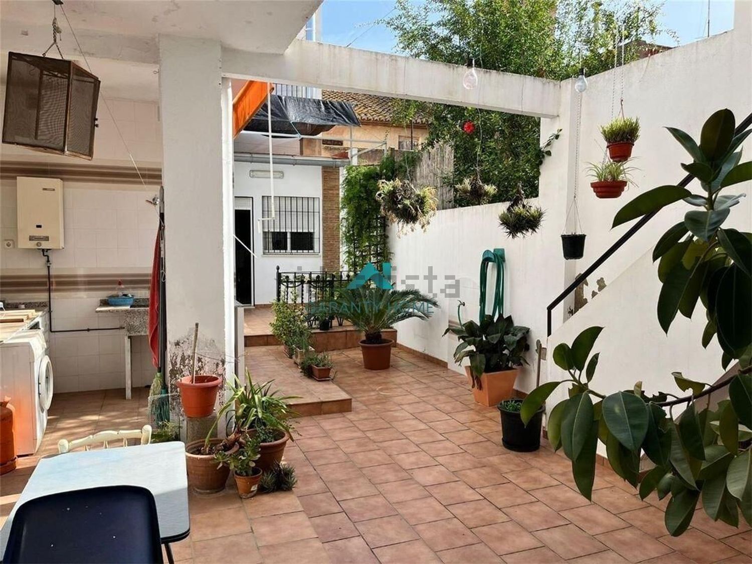 Spacious Benifaraig Townhouse with Potential